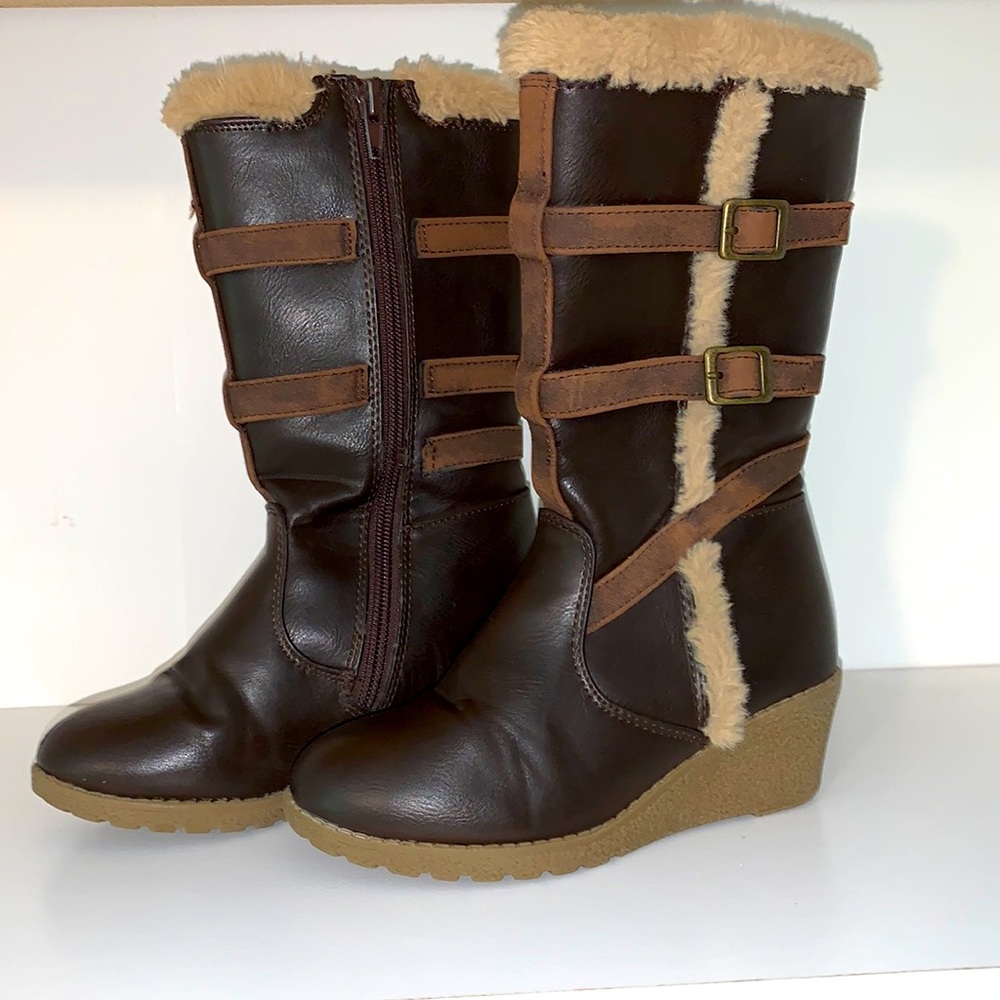 Girls platform boots